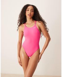 Nike - Nike - hydrastrong - maillot 1 pièce asymétrique à bretelles croisées dans le dos - Lyst