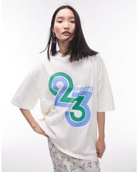 TOPSHOP - T-shirt oversize color écru con grafica sportiva "23" - Lyst