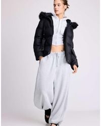 Stradivarius - Padded Jacket With Belt And Hood - Lyst