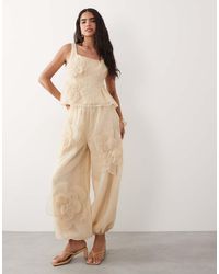 ASOS - Balloon Pants With Flower Detail - Lyst