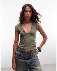Weekday - Top Met Diepe V-Hals - Lyst
