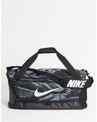 nike holdall