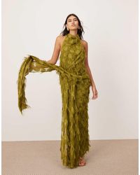 ASOS - Vestido Largo Con Cuello Halter Desbocado Con Detalle Fruncido Y Acabado Texturizado De - Lyst