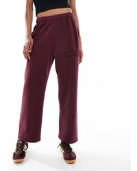 Santa Cruz - Joggers Burdeos De Pernera Recta Y Corte Ancho Con Logo De Felpa Cepillada De (Parte De Un Conjunto)-Rojo - Lyst