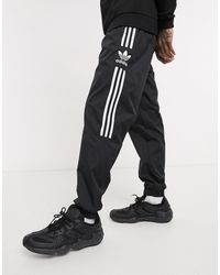adidas skateboarding classic joggers in black br4009