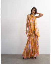 TOPSHOP - Premium Maxi Blousonjurk Van Viscose Met Halternek, Open Achterkant En Sleep - Lyst