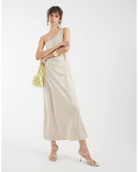 Object - Robe longue asymétrique en satin - coquillage - Lyst