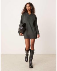 Glamorous - Vestido Estilo Jersey Holgado Con Cuello De Pico De Punto De Canalé De - Lyst