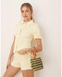 ASOS - – knapp geschnittenes, gesmoktes hemd - Lyst