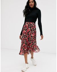 Stradivarius Asymmetric Skirt With Frill In Floral Print - Black