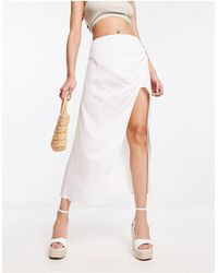 ASOS - Falda midi blanca con lateral fruncido - Lyst