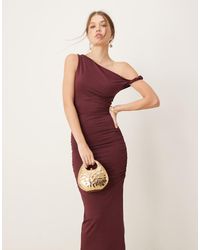New Look - Maxi Jurk Van Gladde Stof Met Blote Schouder - Lyst