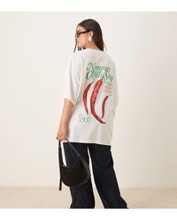 ASOS - Camiseta Blanca Extragrande Con Estampado Gráfico De Guindilla De Asos Design Curve - Lyst