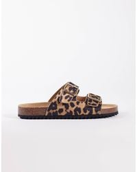 SEQWL - – olsen – flache sandalen mit zwei schnallen und leopardenmuster - Lyst