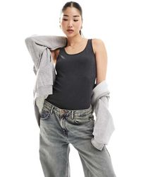 Vero Moda - Longline Vest Top - Lyst