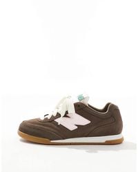 New Balance - Zapatillas De Deporte Marrones Y Rosas Con Suela De Goma Rc42 Exclusivas En Asos De - Lyst