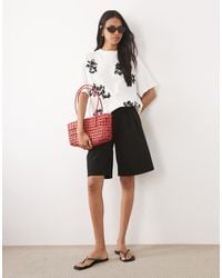 ASOS - Boxy T-shirt With Cornelli Floral Detail - Lyst