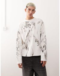 Weekday - T-shirt oversize coupe carrée à manches longues et à imprimé esquisse sur l'ensemble - Lyst