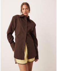 ASOS - Chemise cintrée à épaulettes avec liens noués dans le dos - chocolat - Lyst