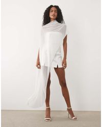 JW PEI - Bruids Mesh Asymmetrische Cape Co-Ord Met Knoopsluiting Op De Rug - Lyst