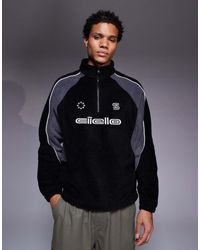 ASOS - Ruimvallend Fleece Sweatshirt Met Korte Rits, Print Op De Borst En Contrasterende Panelen - Lyst