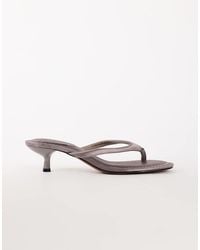 TOPSHOP - Sandalias Tipo Thong Axel De Tacón Medio En Satén - Lyst