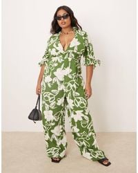 ASOS - Asos design curve - combinaison froncée à la taille avec imprimé fleuri - vert - Lyst