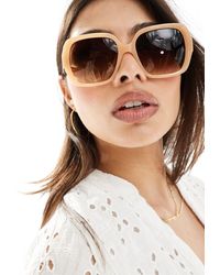 Pieces - Square Beige Frame Sunglasses With Tortoiseshell Arm Detail - Lyst
