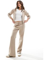 Miss Selfridge - Zachte Geribbelde Flare-Broek - Lyst