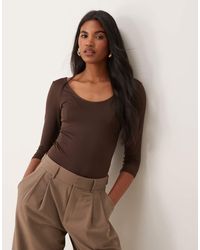 Mango - Zacht T-Shirt Met Lage Ronde Hals - Lyst