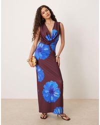 ASOS - – maxikleid mit blumendruck und wasserfallausschnitt - Lyst