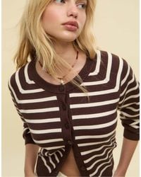 Stradivarius - Gebreid Vest Met Knopen En Raglanmouwen - Lyst