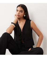 Kaiia - Exclusive Tie Front Waistcoat Top With Linen - Lyst