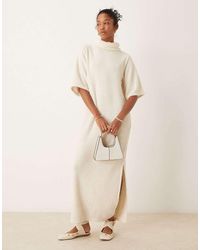 ASOS - Vestido Midi Blanco Estilo Camiseta Con Cuello Vuelto De Punto Mullido De - Lyst