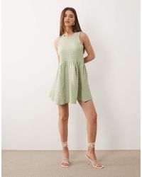 Vila - Mini Jurk Met Zwierige Zoom En Textuur - Lyst