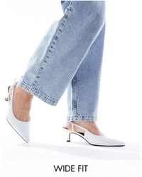 ASOS - Strut - scarpe con tacchetto bianche a pianta larga con cinturino posteriore - Lyst