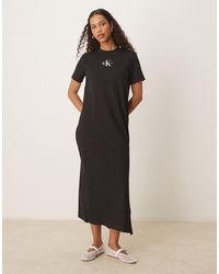 Calvin Klein - – geripptes t-shirt-maxikleid - Lyst