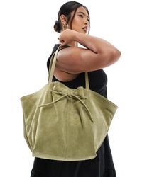 ASOS - – ausgestellte tragetasche aus wildleder mit gurt-detail - Lyst