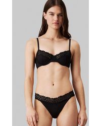 Calvin Klein - Sujetador De Media Copa Con Aros Y Detalle De Encaje Attraction De - Lyst
