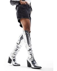 Truffle Collection - Bottes pointues hauteur genou style western - argent croco - Lyst