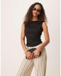 Gina Tricot - Top Met Korte Mouwen En Open Achterkant - Lyst