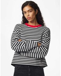 Pieces - Pull en maille avec col rouge et rayures es et blanches - Lyst