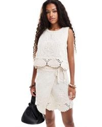 Object - Top Premium Color Panna All'Uncinetto Con Applicazioni - Lyst