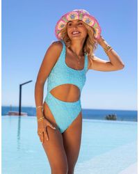 South Beach - X misha grimes - maillot 1 pièce en tissu-éponge jacquard avec découpe devant - clair - Lyst