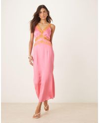 Never Fully Dressed - Midaxi Jurk Met Kanten Inzetstuk - Lyst