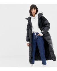 Abrigos largos Nike de mujer desde 95 €