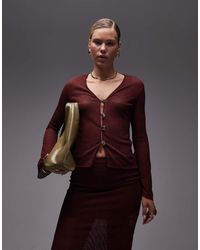 ASOS - Cardigan Con Scollo Profondo E Maniche A Campana All'Uncinetto Bordeaux Con Bottoni Dorati - Lyst