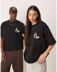 ASOS - Disney Unisex Boxy Oversized T-shirt With Goofy Prints - Lyst