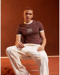 ASOS - T-shirt moulant à bordures contrastantes avec inscription sur la poitrine - marron - Lyst