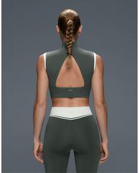 Oysho - Compressive Tank Top Half-zip Block - Lyst
